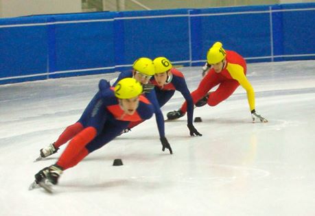Álvaro Peña logra dos récords de España en el Campeonato del Mundo de Short Track